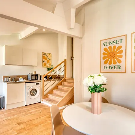 Apartment Le Pastel - Cosy - Metro B - 1 A 4 Personnes *