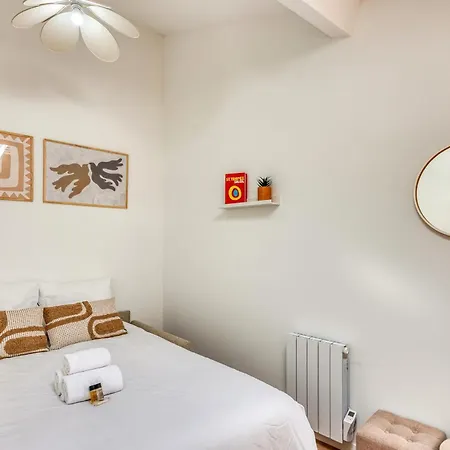 Le Pastel - Cosy - Metro B - 1 A 4 Personnes * Oullins